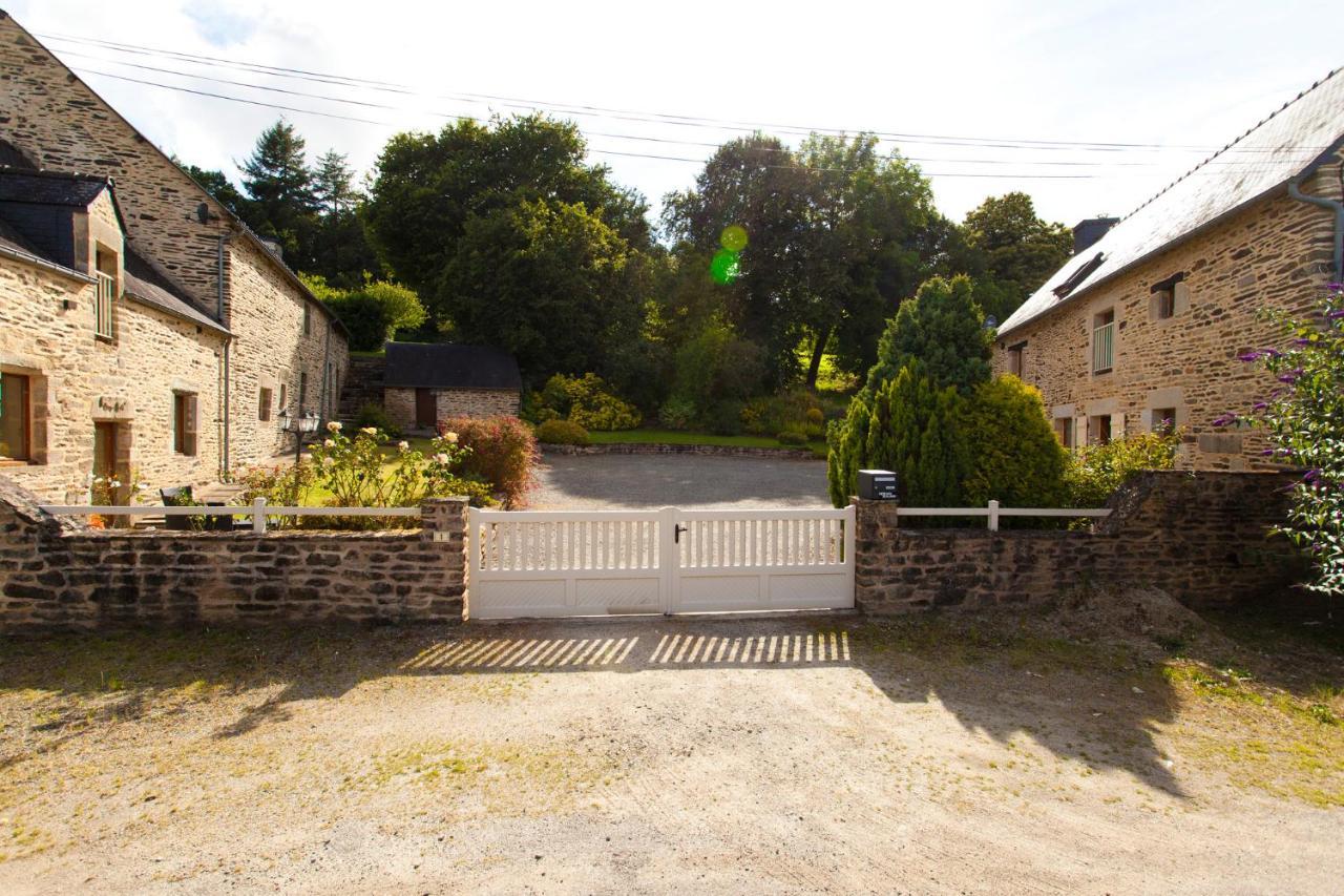 Stone Cottage With Modern Cosy Interior Near To Josselin Perfect Retreat For Writers Or Star Gazers Guegon Exterior photo