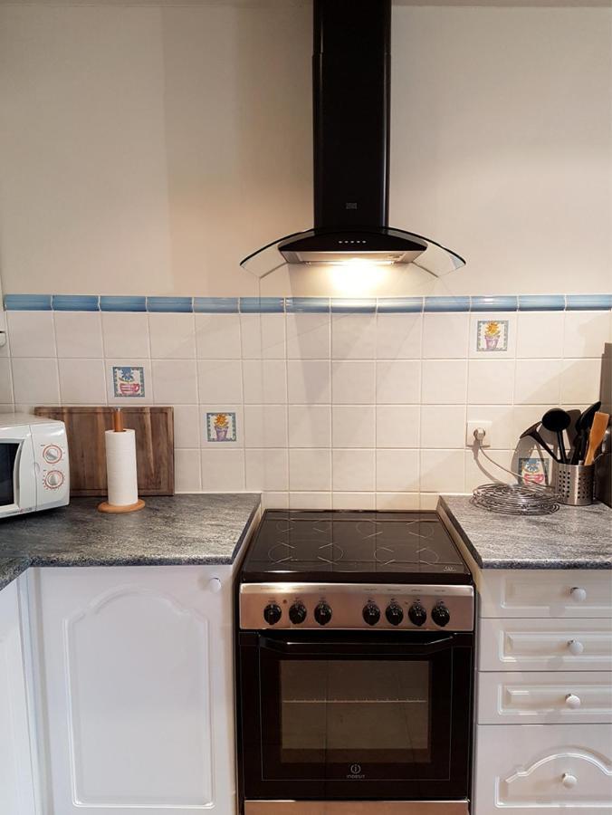 Stone Cottage With Modern Cosy Interior Near To Josselin Perfect Retreat For Writers Or Star Gazers Guegon Exterior photo